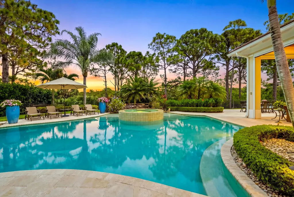 10135 SE Sandpine Lane Hobe Sound FL 33455