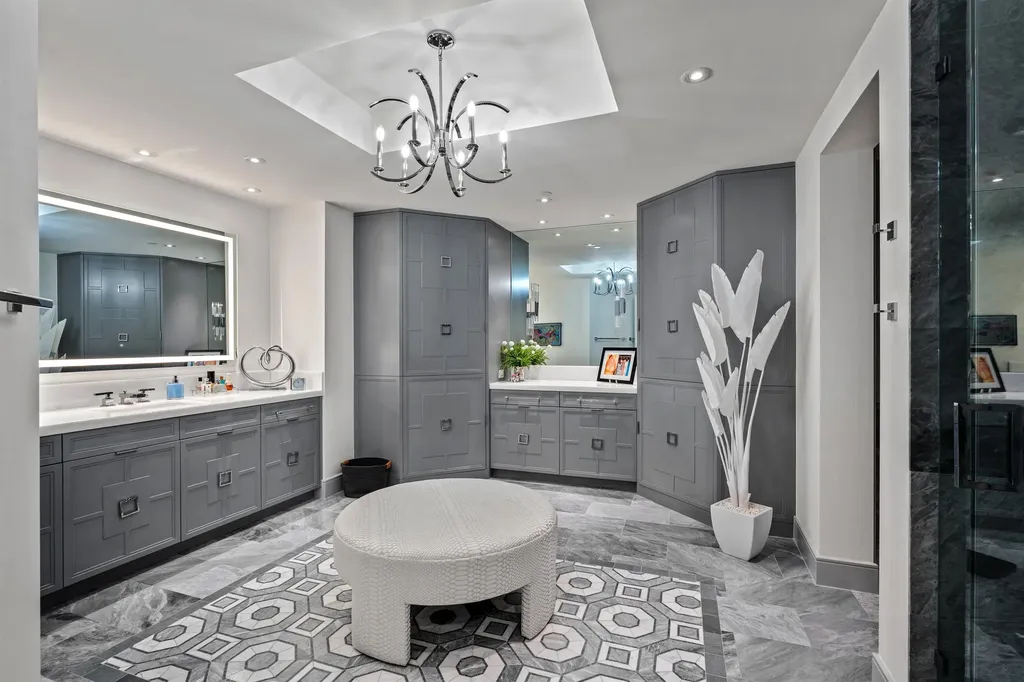 500 SE 5th Avenue Boca Raton FL 33432