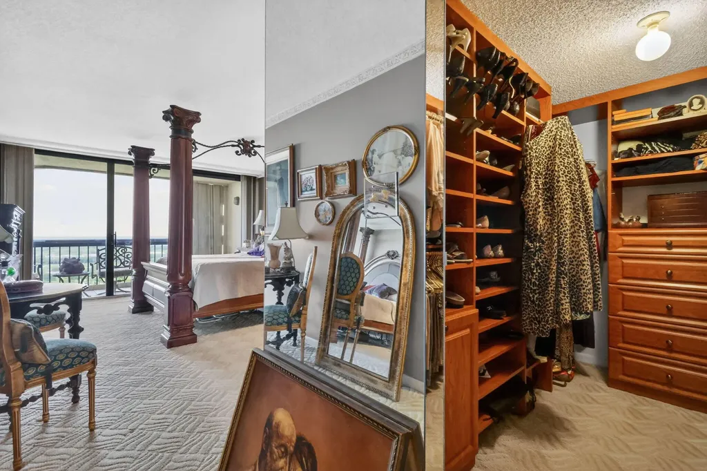 1900 Consulate Place West Palm Beach FL 33401