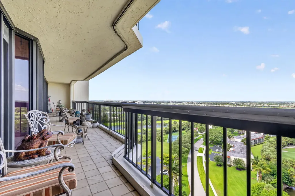 1900 Consulate Place West Palm Beach FL 33401