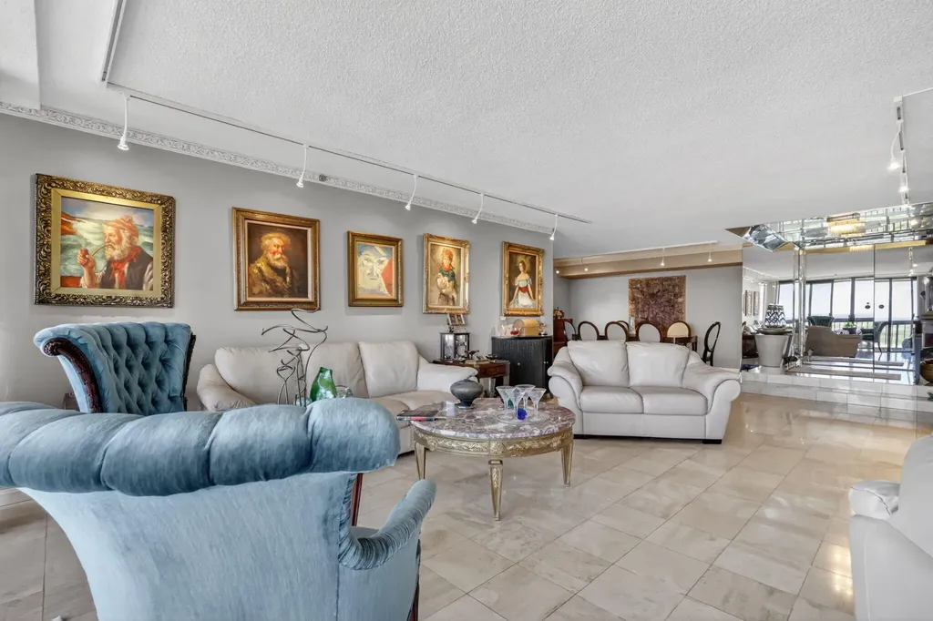 1900 Consulate Place West Palm Beach FL 33401