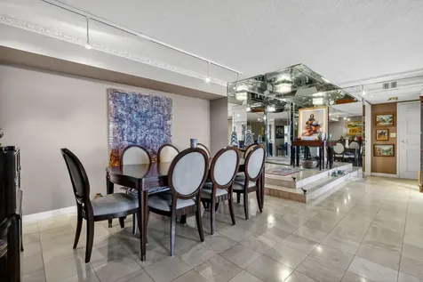 1900 Consulate Place West Palm Beach FL 33401