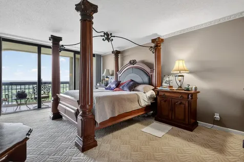 1900 Consulate Place West Palm Beach FL 33401