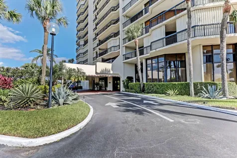 1900 Consulate Place West Palm Beach FL 33401