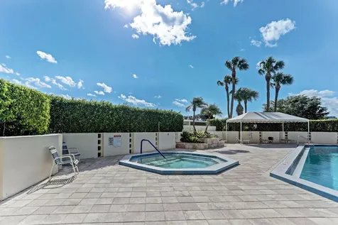 1900 Consulate Place West Palm Beach FL 33401