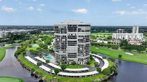 1900 Consulate Place West Palm Beach FL 33401