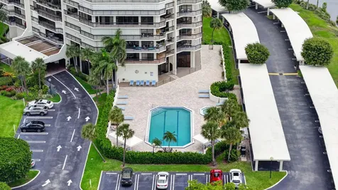 1900 Consulate Place West Palm Beach FL 33401