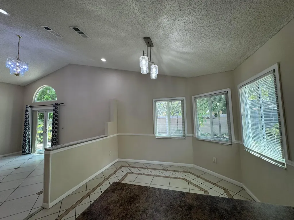 1038 W Jasmine Lane North Lauderdale FL 33068
