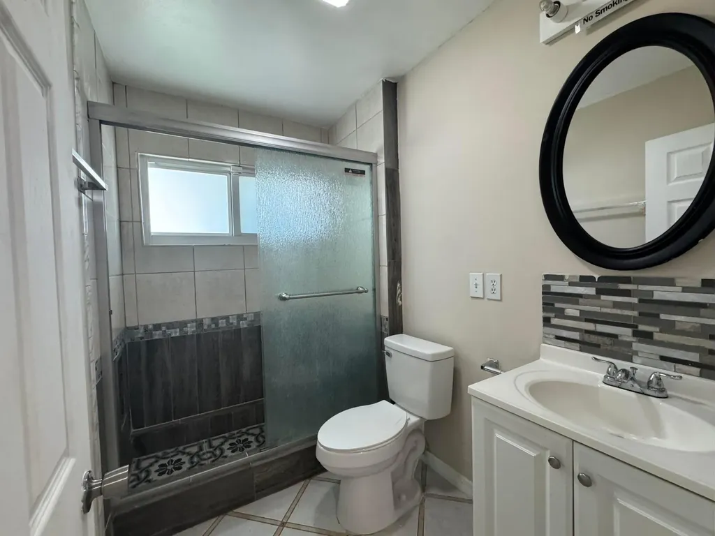 1038 W Jasmine Lane North Lauderdale FL 33068