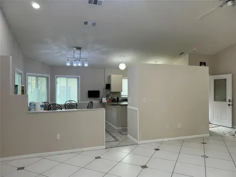 1038 W Jasmine Lane North Lauderdale FL 33068