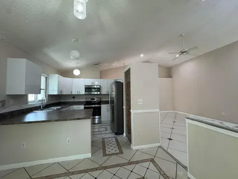 1038 W Jasmine Lane North Lauderdale FL 33068
