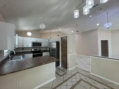 1038 W Jasmine Lane North Lauderdale FL 33068