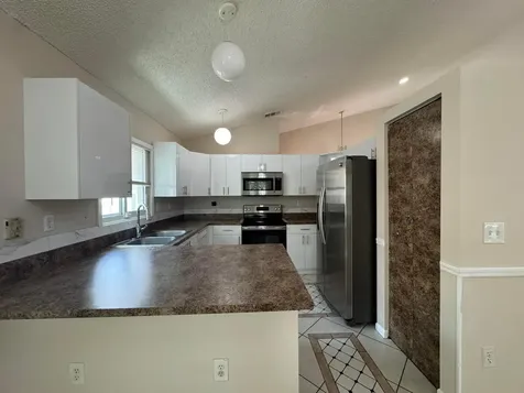 1038 W Jasmine Lane North Lauderdale FL 33068