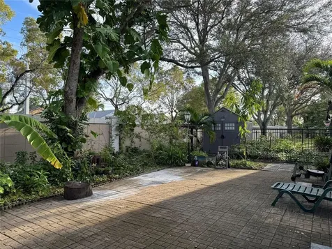 1038 W Jasmine Lane North Lauderdale FL 33068