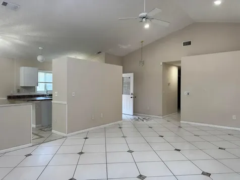 1038 W Jasmine Lane North Lauderdale FL 33068