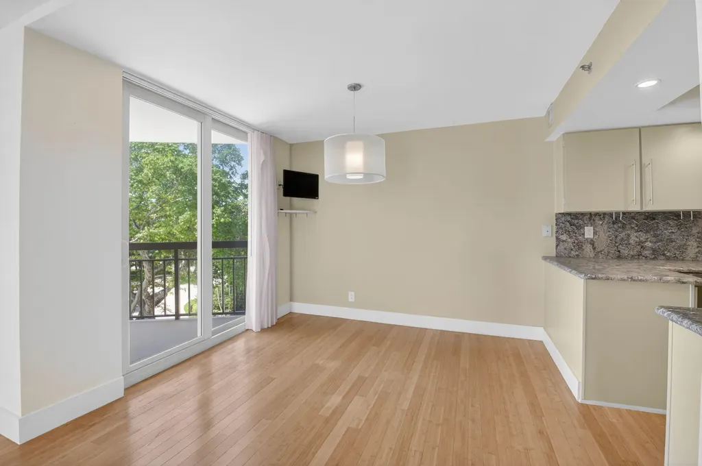 901 E Camino Boca Raton FL 33432