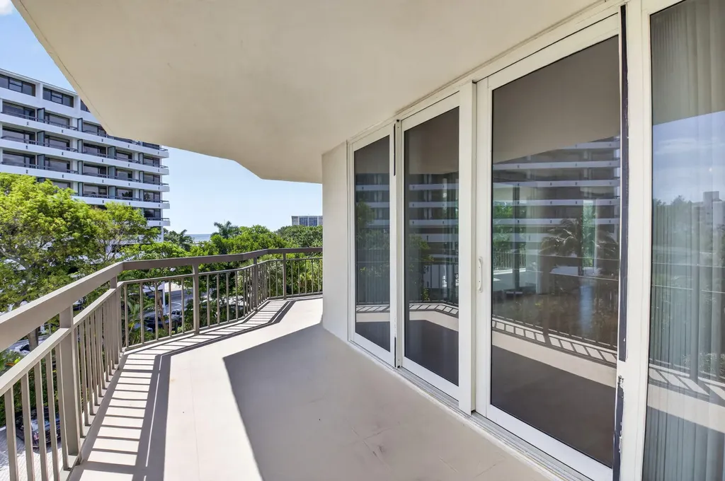 901 E Camino Boca Raton FL 33432