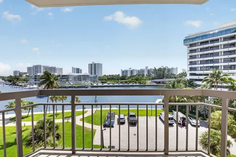 901 E Camino Boca Raton FL 33432
