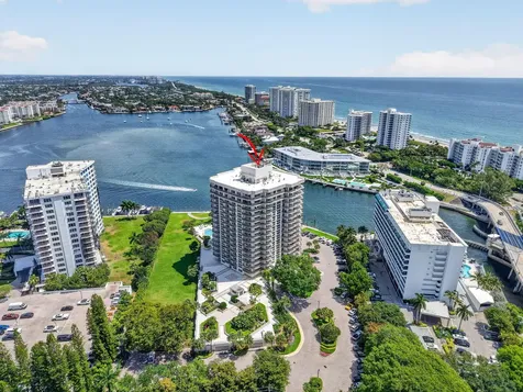 901 E Camino Boca Raton FL 33432