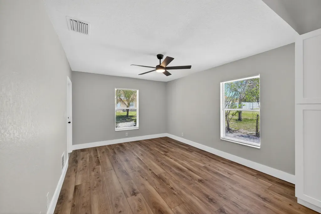 351 NW 8th Avenue Delray Beach FL 33444