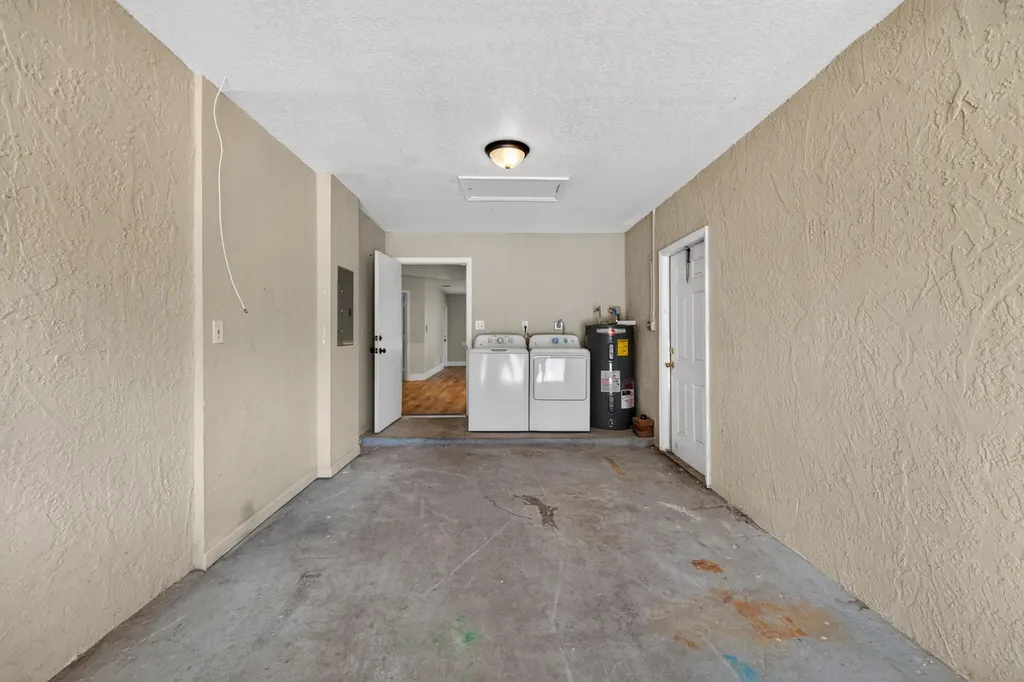 351 NW 8th Avenue Delray Beach FL 33444
