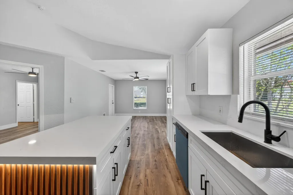 351 NW 8th Avenue Delray Beach FL 33444