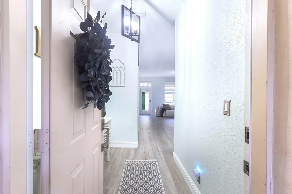 8070 Murano Circle Palm Beach Gardens FL 33418
