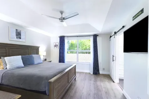 8070 Murano Circle Palm Beach Gardens FL 33418