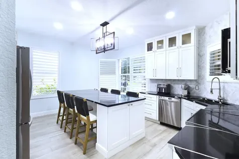 8070 Murano Circle Palm Beach Gardens FL 33418