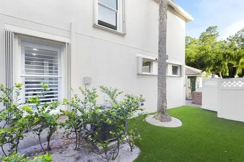 8070 Murano Circle Palm Beach Gardens FL 33418