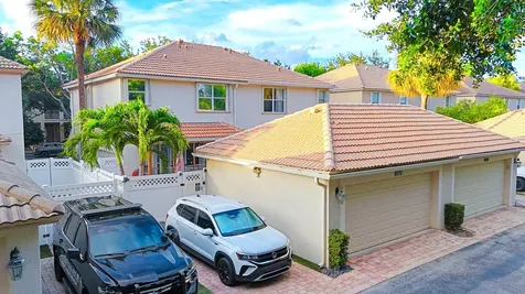 8070 Murano Circle Palm Beach Gardens FL 33418