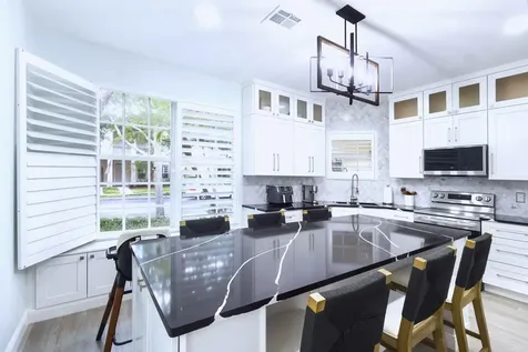 8070 Murano Circle Palm Beach Gardens FL 33418