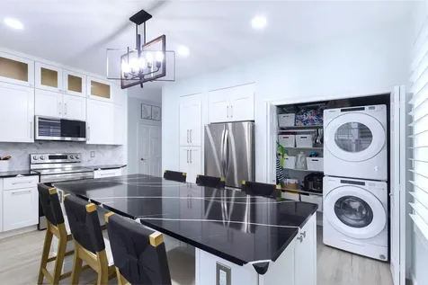 8070 Murano Circle Palm Beach Gardens FL 33418