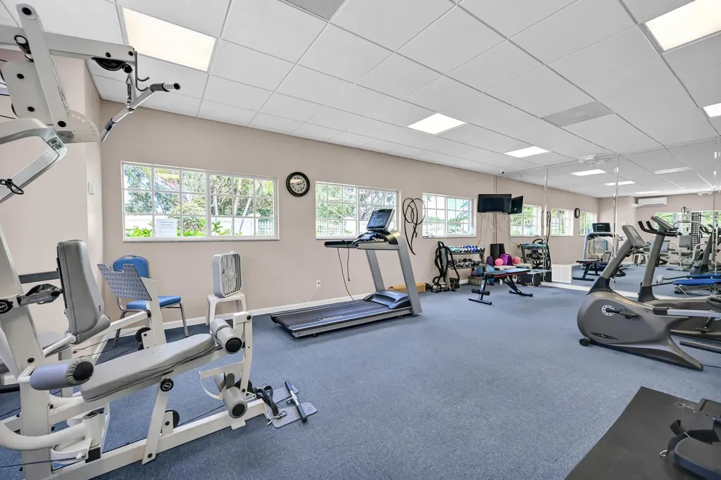 568 7th Square Vero Beach FL 32962