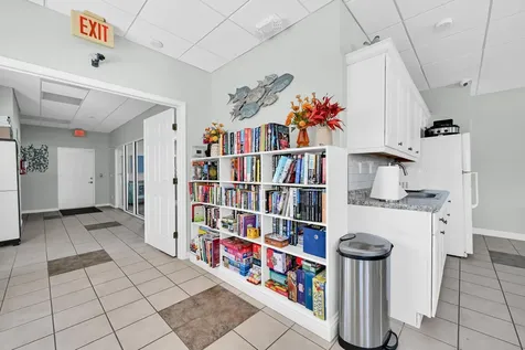 568 7th Square Vero Beach FL 32962
