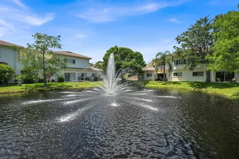 568 7th Square Vero Beach FL 32962
