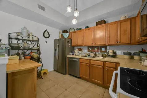 568 7th Square Vero Beach FL 32962