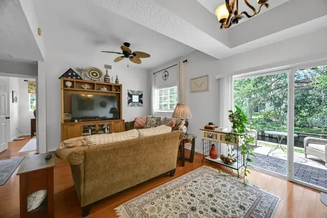568 7th Square Vero Beach FL 32962