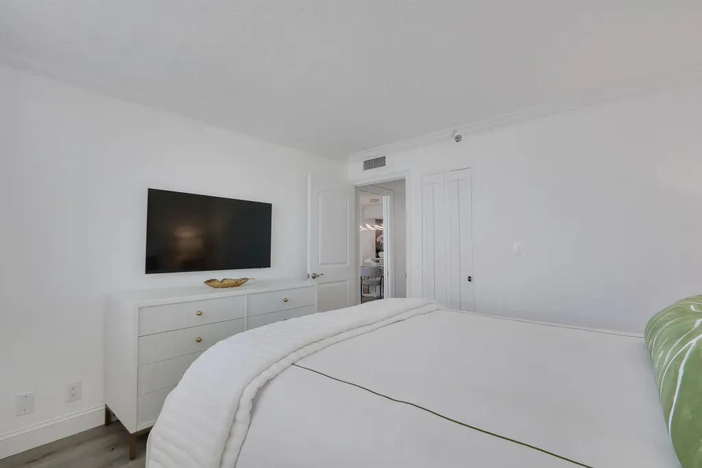 100 Ocean Trail Way Jupiter FL 33477