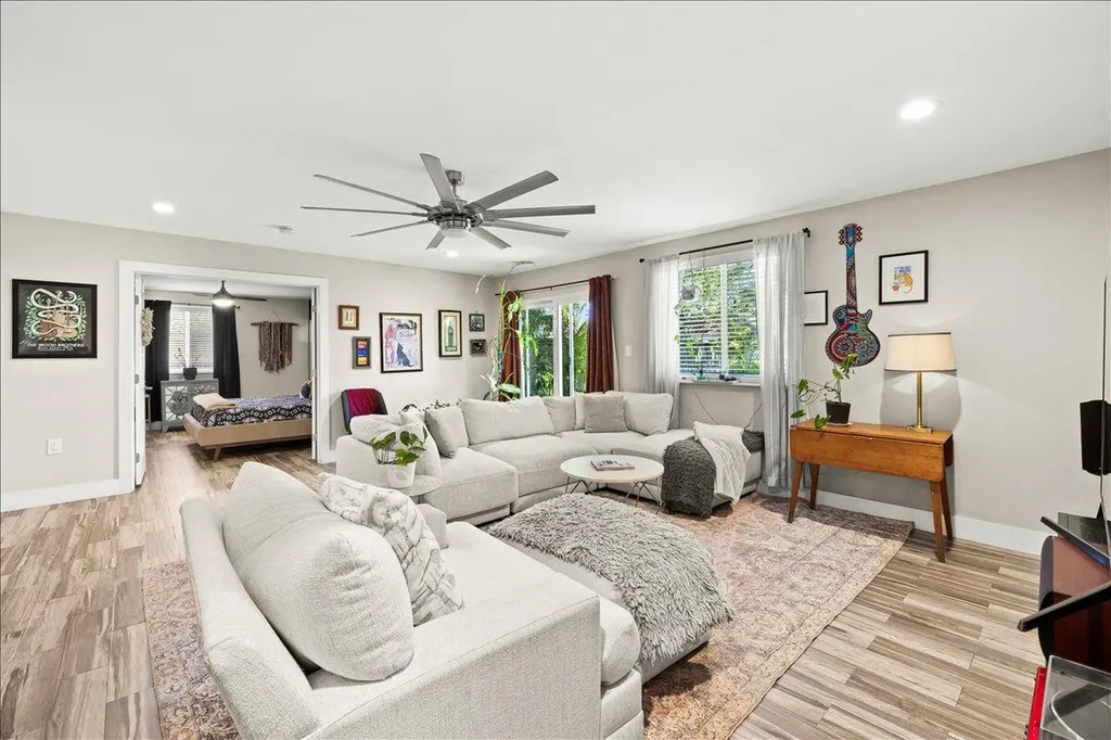 1421 NW 7th Terrace Fort Lauderdale FL 33311