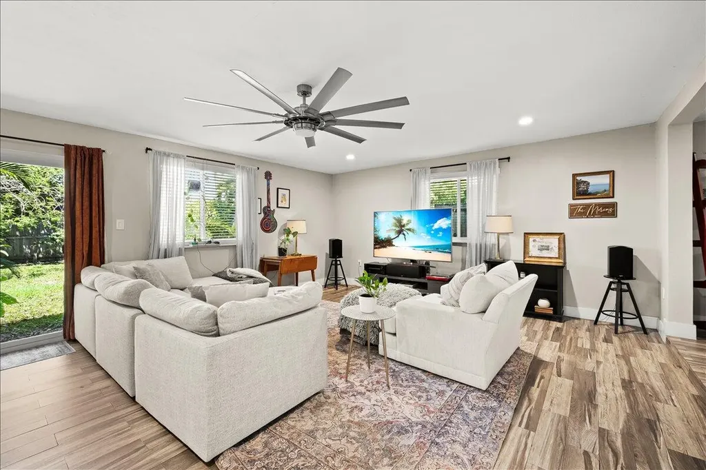 1421 NW 7th Terrace Fort Lauderdale FL 33311