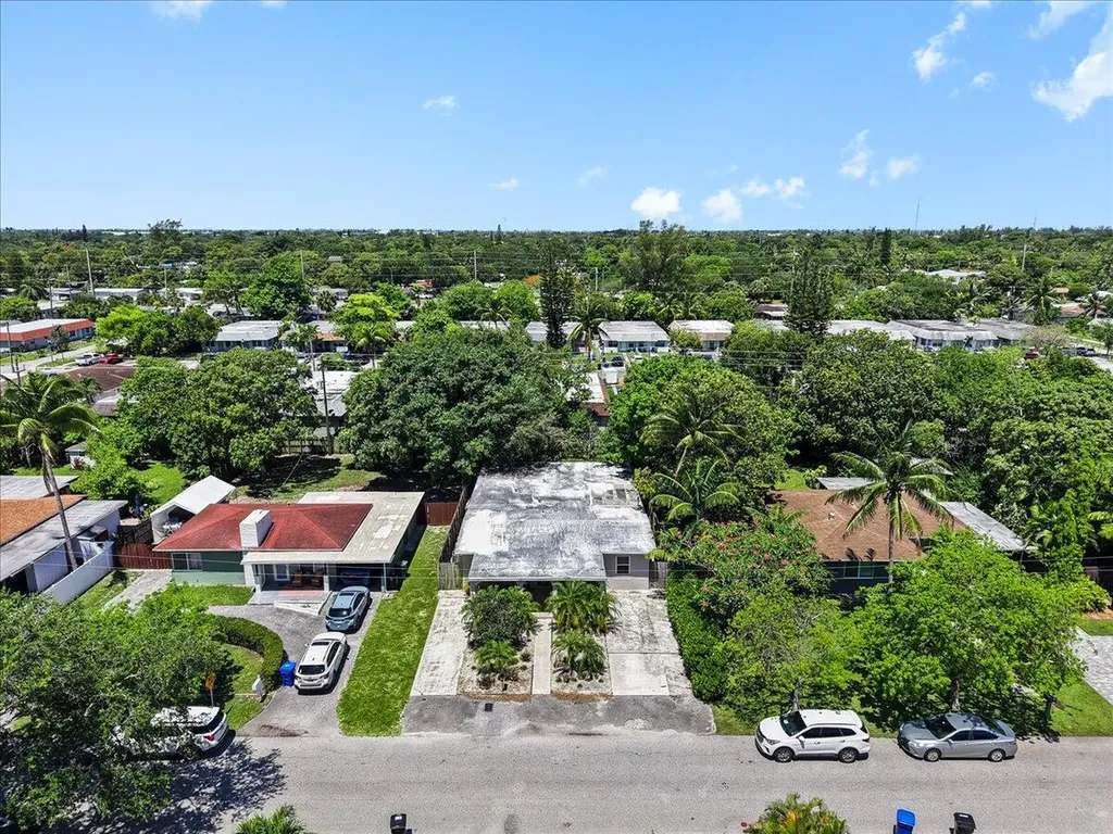 1421 NW 7th Terrace Fort Lauderdale FL 33311