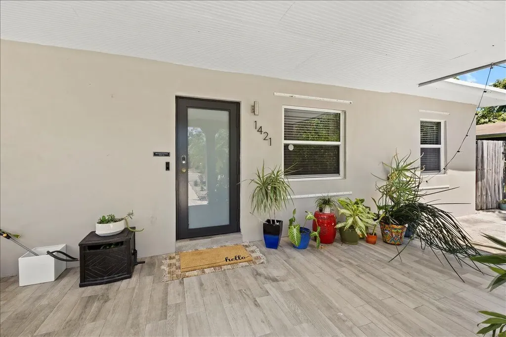 1421 NW 7th Terrace Fort Lauderdale FL 33311