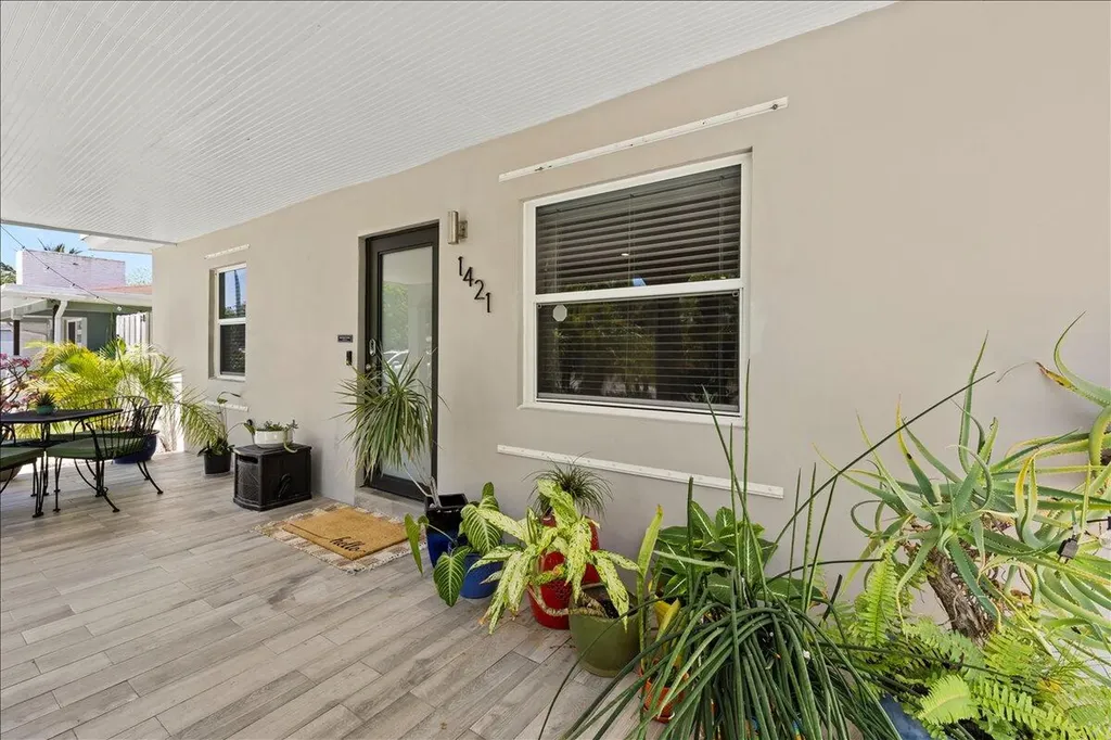 1421 NW 7th Terrace Fort Lauderdale FL 33311