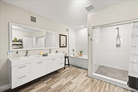 1421 NW 7th Terrace Fort Lauderdale FL 33311