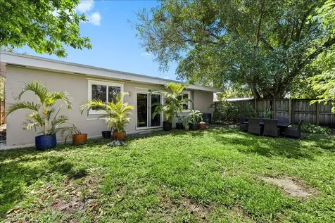 1421 NW 7th Terrace Fort Lauderdale FL 33311