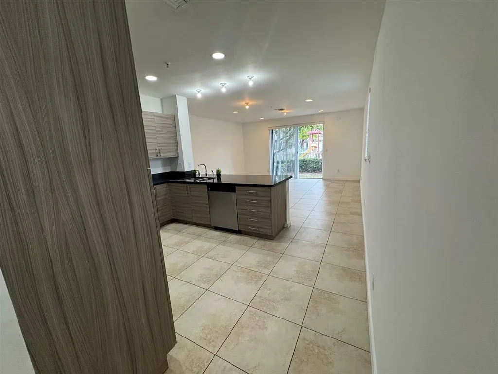 2675 SW 81st Terrace Miramar FL 33025