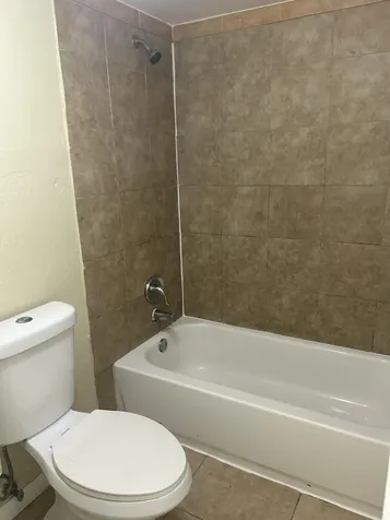 4304 NW 9th Deerfield Beach FL 33064