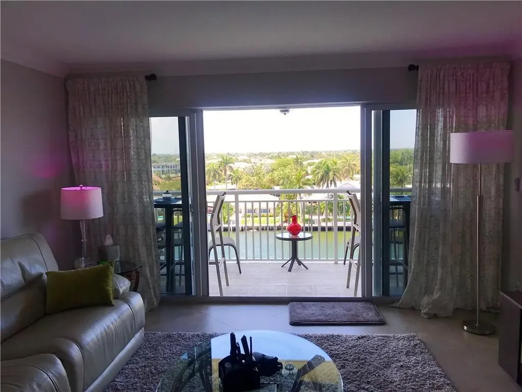 2611 N Riverside Drive Pompano Beach FL 33062