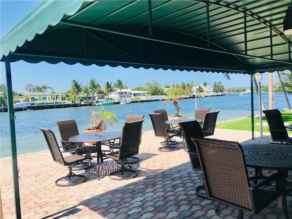 2611 N Riverside Drive Pompano Beach FL 33062